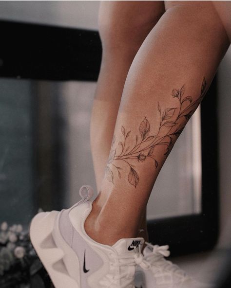 Tattoo Ideas Female Plants, Ladies Leg Tattoos For Women, Leg Tattoo For Females, Leg Tattoo Simple, Wrap Around Calf Tattoos For Women, Tattoo Leg Woman, Tattoo For Women Leg, Tattoo Ideas On Leg, Flower Tattoo Spine