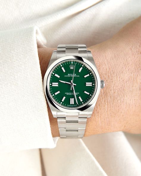 “I love the way Rolex are innovating. Every time there’s a new watch, you think, how are they going to innovate now, and yet every time they do it. This Oyster Perpetual is going to speak to all kinds of people; there are colours in it but it’s still got the style of a Rolex.” Golfer Thomas Pieters, a multiple tournament winner on The European Tour, wears an Oyster Perpetual 41 with a green dial. #Rolex #OysterPerpetual #Perpetual Rolex Datejust Men, Used Rolex, Rolex Milgauss, Rolex Cellini, Wear Watch, Oyster Perpetual Datejust, Rolex Yacht Master, Rolex Date, Gold Rolex