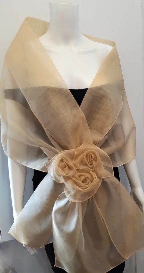 Bridesmaid Scarves, Women Suits Wedding, Pleated Fashion, Filipiniana Dress, Diy Fashion Scarf, Evening Shawls, Organza Flowers, Stylish Party Dresses, Lace Shawl