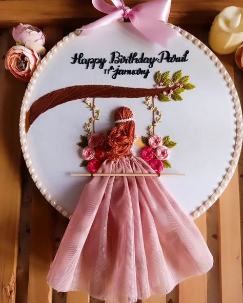 Birthday handmade embroidery hoop 💖🥳🌸 Customized your special day with this embroidery hoop 💖 Dm for order 🎁🥳 . ...... @priccis_homecraft Tshirt Embroidery, Pretty Gift Wrapping Ideas, 25th Bday, Simple Hand Embroidery Patterns, Beautiful Images Nature, Handmade Embroidery, Wrapping Ideas, Aari Work, Hand Embroidery Patterns