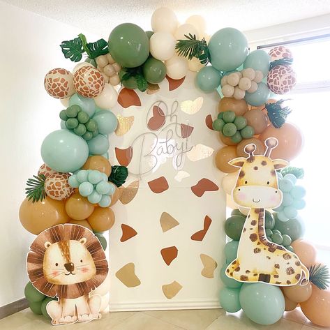 💚🤎🦒🦁 Safari baby shower! . . #balloondecor #babyshower #safari #ballondecoration Baby Girl Safari Baby Shower Theme, Safari Animal Baby Shower Ideas, Giraffe Themed Baby Shower Ideas, Safari Balloon Arch, Jungle Themed Baby Shower Ideas, Safari Theme Baby Shower Ideas, Baby Shower Ideas Safari, Giraffe Baby Shower Theme, Safari Baby Shower Ideas