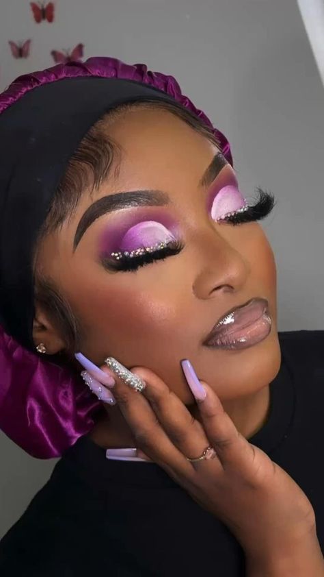 Purple Makeup Looks Black Women, Prom Makeup Inspo, Makeup Looks Black Women, Purple Eyeshadow Looks, Purple Makeup Looks, Tube Map, Birthday Makeup Looks, Glitter Makeup Looks, Prom Eye Makeup