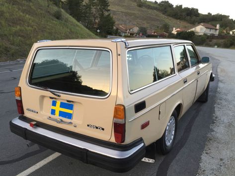 Learn more about No Reserve: 1978 Volvo 240 Wagon on Bring a Trailer, the home of the best vintage and classic cars online. Volvo 240 Wagon, White Corvette, Volvo Wagon, Subaru Baja, Volvo 240, Dodge Coronet, Future Cars, Volvo Cars, Visual Culture