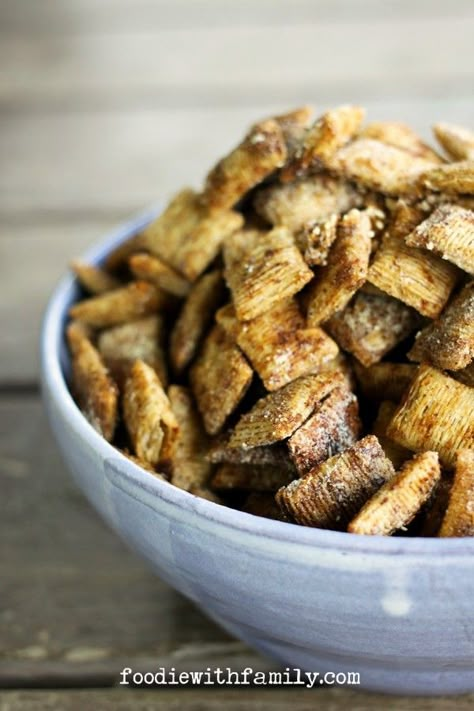 Shredded Wheat Dessert, Wheat Chex Recipes Snacks, Recipes With Shredded Wheat Cereal, Recipes Using Shredded Wheat Cereal, Wheat Chex Recipes, Shredded Wheat Cereal Recipes, Shredded Wheat Recipes, Garlic Snack, Appetizers Appetizers