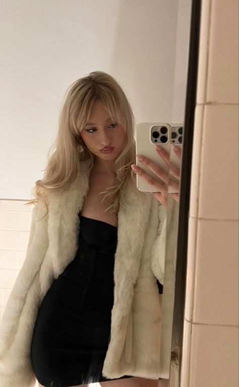 Fuzzy White Jacket Outfit, White Fluffy Coat Outfit, Fur Jacket Outfit Dressy, White Fluffy Jacket Outfit, Fluffy Coat Outfit, Fuzzy Jacket Outfit, Fluffy Jacket Outfit, White Fluffy Jacket, Theater Outfit