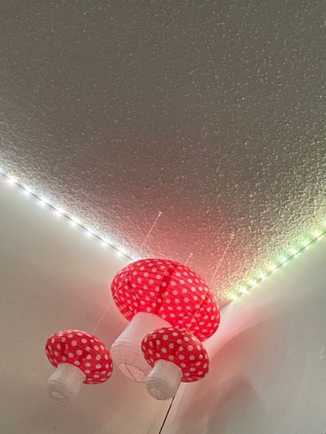 Mushroom Themed Room Decor, Diy Mushroom Decor Bedroom, Cute Mushroom Room Decor, Mushroomcore Room, Mushroom Themed Bedroom, Mushroom Room Ideas, Mushroom Bedroom Aesthetic, Mushroom Bedroom Ideas, Mushroom Themed Room