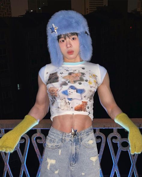 Coquette Boy Outfit, Boys Outfits Aesthetic, Harajuku Fashion Men, Harajuku Boy, Outfits Male, Harajuku Men, Genderless Fashion, Queer Fashion, 2000s Fashion Outfits