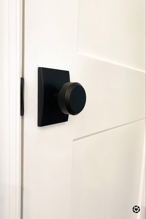 Matte Black Entry Door Hardware, Matte Black Door Knobs Interiors, Door Nobs On White Doors, Black Doorknobs In House, Black Hardware Door, Schlage Door Hardware, Interior Door Knobs Ideas, Black Door Knobs On White Doors, White Doors With Black Hardware