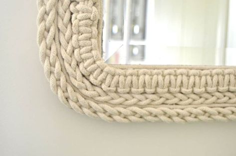 Macrame Rectangle Mirror, Crafts With Mirrors, Macrame Mirror Tutorial, Diy Macrame Mirror, Crochet Mirror, Mirror Tutorial, Mandala Mirror, Spiegel Diy, Diy Macrame Wall Hanging