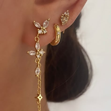 Gorgeous chain tassel earrings are perfect for your ear stacking or wearing by itself they are stunning.Choose A or B style, or get both, they will surely elevate your outfit. Silver finish is available in other listing. • Material: 18k Gold plated on brass, 925 sterling silver post. • Size: 83mm in length• Safe for sensitive skin• Hypoallergenic, lead and nickel-free• Sold as a pair Silver Earrings Long, Hanging Earring, Prom Jewelry Silver Earrings, Earrings Gold Long, Elegant Gold Jewelry With Tassels, Elegant Earring Stack, Gold Tassel Dangle Earrings, Chain Earring, Gold Long Earrings