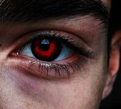 Vampire Eyes, Demon Aesthetic, Male Vampire, Hiding Feelings, Demon Eyes, Red Eyes, Angels And Demons, Anime Demon, Eye Candy