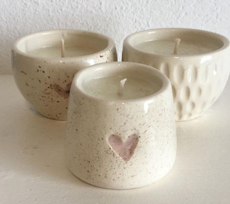 Ceramics 1 Projects, Candle Ceramic Pottery, Ceramic Tea Light Holders Handmade, Pottery Small Business, Clay Household Items, Pottery At Home Diy, Candle Pottery Ideas, Simple Ceramic Ideas, Small Ceramic Gifts