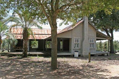 Florida Cracker House Plans, Dog Trot House Plans, Dog Trot House, Cypress House, Mother In Law Cottage, Cracker House, Shotgun House, I Know Nothing, Southern Homes