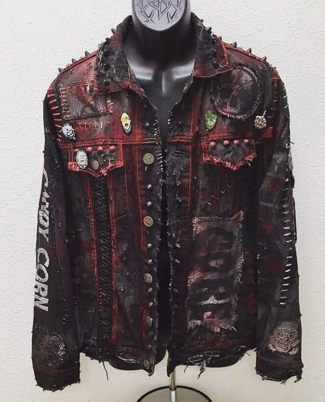 Spikey Clothes, Spikey Jacket, Punk Denim Jacket, Ripped Jacket, Punk Leather Jacket, Punk Denim, Punk Fashion Diy, Battle Jackets, Battle Vest