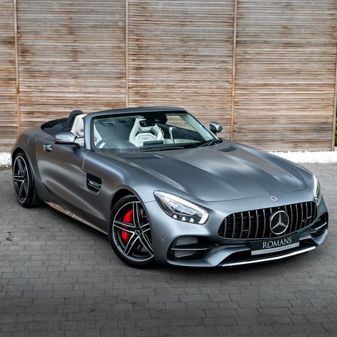 Classy Cabriolet! #Mercedes #AMG #GTC #Roadster #Supercars #Cars #RomansInternational Amg Gtc Roadster, 4 Door Sports Cars, Mercedes Auto, Audi S5 Sportback, Used Mercedes Benz, Mercedes Clk, Mercedes Amg Gt, Fast Sports Cars, مرسيدس بنز