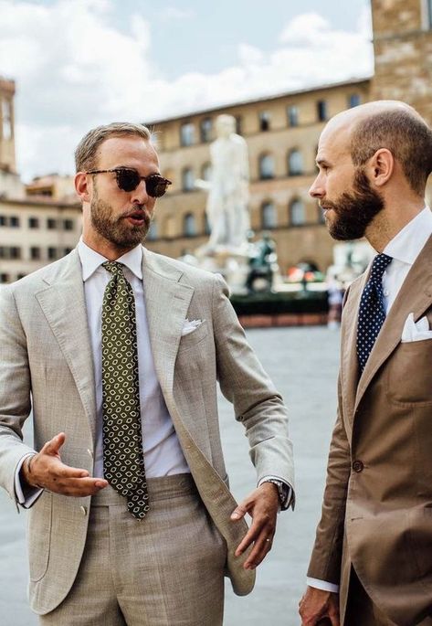 A Man’s Complete Guide to Linen: Hacks for Wrinkles, Affordable Picks, Outfit Inspiration Wedding Guest Outfit Men, Linen Suit Men, Linen Suits For Men, Beige Suit, Summer Suits Men, Beige Suits, Roger Moore, Summer Suit, Mens Fashion Blog