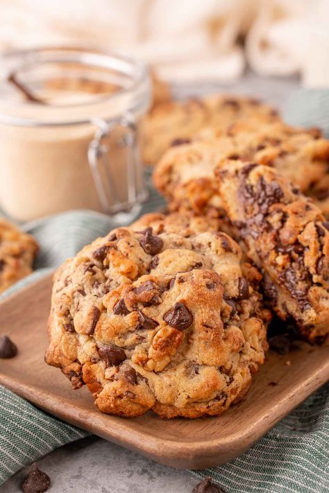 Christina Tosi Cookies, Levian Cookies Recipe, Professional Cookie Recipe, Worlds Best Chocolate Chip Cookies, Levain Cookies Recipe, Levine Cookies, Levian Chocolate Chip Cookies, Levian Cookies, Copycat Chocolate Chip Cookies