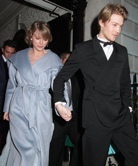 Joe Taylor, Harry Taylor, Taylor Swift New Album, Taylor Swift Fotos, Joe Alwyn, Celebrity Couple, Taylor Swift New, Estilo Taylor Swift, Famous Couples