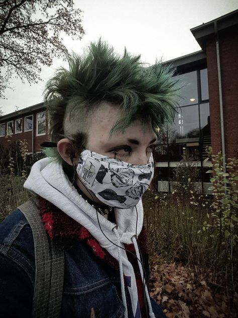 green mohawk mullet thing woop gothic goth alternative gothgirl punk fashion outfit shopping Alternative Men’s Haircut, Punk Hair Reference, Cool Mohawk Hairstyles, Fluffy Deathhawk, Mohawk Unstyled, Deathhawk Men, Messy Punk Hair, Short Deathhawk Mullet, Fluffy Mohawk Punk