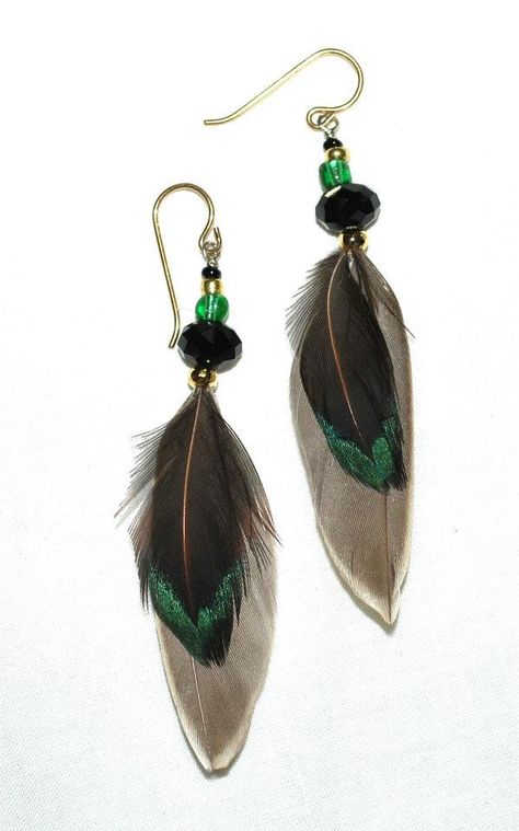 Duck Feather Earrings, Feather Earrings Diy, Collar Hippie, Earrings Diy Handmade, Feather Diy, Diy Leather Earrings, Feather Crafts, Earrings Diy, Feather Jewelry