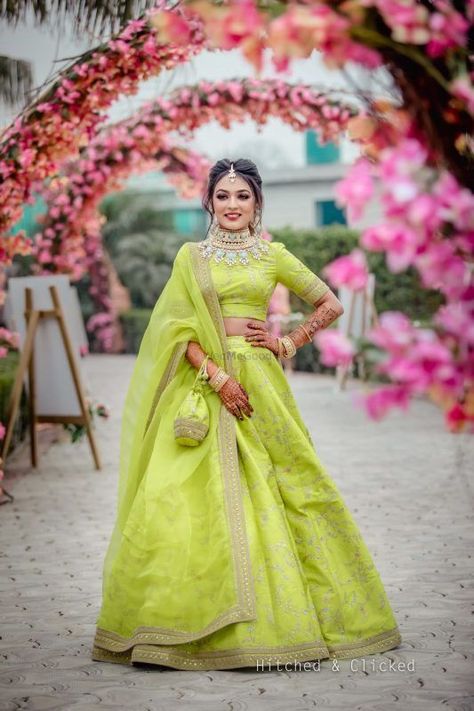 The Prettiest Lime Green Lehengas We Spotted On Brides! | WedMeGood Mehendi Outfits, Yellow Lehenga, Wedding Lehenga Designs, Saree Bollywood, Bridal Lehenga Collection, Green Lehenga, Designer Bridal Lehenga, Indian Bridal Dress, Indian Gowns Dresses