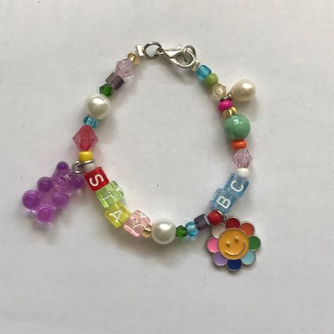 Bangchan Bracelet, Pop Beads, Beads Inspiration, Beaded Stuff, Straykids Bangchan, Bracelet Ideas, Beads Bracelet, Beaded Bracelet, Charm Bracelet