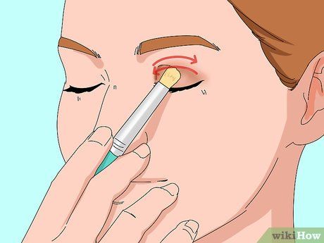 How To Use Cream Eyeshadow, Applying Cream Eyeshadow, How To Apply Cream Eyeshadow, Cream Eyeshadow How To Apply, Cream Eyeshadow Looks, Best Cream Eyeshadow, Eyeshadow Crayon, Gel Eyeshadow, Natural Hair Brush