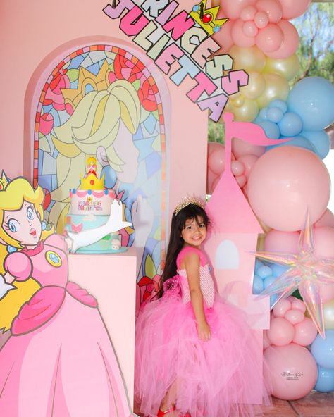 Oh, my! It’s Peach 👸🏼time!The Princess Julietta 👑 had an amazing birthday 😍 🍄🏰 This party was successfully leveled up 🆙🔝 . . Event Design by @balloonsbyvic . Backdrops by @elainesballoonsnbackdrops once again Thank you my friend ❤️ . . . #peachparty #princesspeach #princesspeachparty #supermariobrosmovie #supermariobrosparty #lasvegasballoons #balloonsinlasvegas #partykidsdecor #theeventcollectivex Princess Peach Birthday, Princess Peach Party, Super Mario Bros Party, Peach Party, Fairy Birthday, Mario Party, 3rd Birthday Party, 3rd Birthday Parties, Super Mario Bros