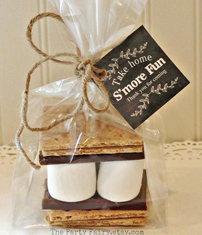 Teenage Party Games, Smores Wedding Favors, Smores Favors, Cowgirl Party Favors, Smores Party, Smores Kits, Boy Baby Shower Ideas, Wedding Favors Fall, Wedding Favors Cheap