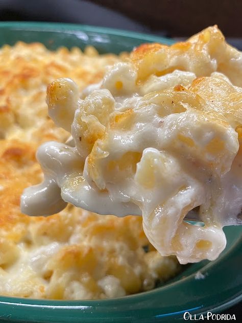 Alfredo Macaroni, Mac And Cheese Alfredo, Mac And Cheese Recipe With Alfredo Sauce, Macaroni Alfredo, Macaroni And Cheese With Alfredo Sauce, Rigatoni Mac And Cheese, Rotini Mac And Cheese, Mac And Cheese With Alfredo Sauce, Alfredo Mac And Cheese Baked