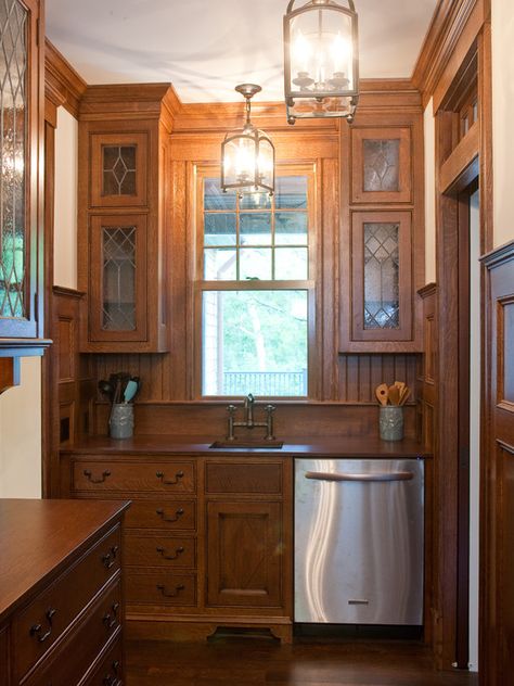 mini kitchen for the "apartment" like situation in the barn Farmhouse Kitchen Cabinet Decor, Butlers Pantry Ideas, Painting Kitchen Cabinets White, White Pantry, Butler’s Pantry, Victorian Kitchen, Butlers Pantry, Farmhouse Kitchen Cabinets, Kitchen Cabinets Decor