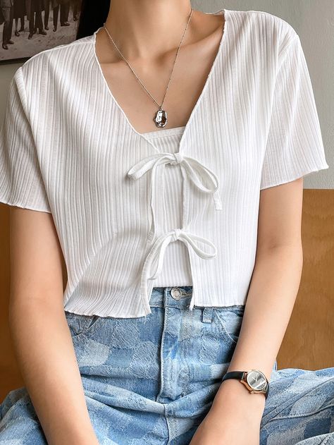 Plain Tops For Women, Summer Tops Modest, Summer Blouses For Women Casual, Short Sleeve White Blouse, Modest Summer Tops, Summer Shirts For Women, Short Sleeve Blouses, Modest Tops, Fashion Top Outfits