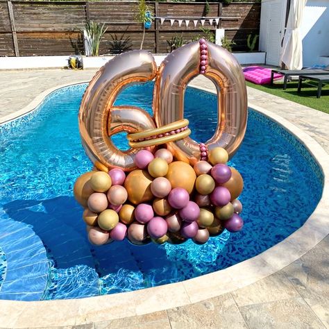 Balloons For 60th Birthday, Pool Balloons Decorations, Rose Gold Pool Party, Floating Balloons In Pool, Pool Party Balloons Decorations, Gold Pool Party, Balloons In Pool, Pool Balloons, Birthday Decor For Him