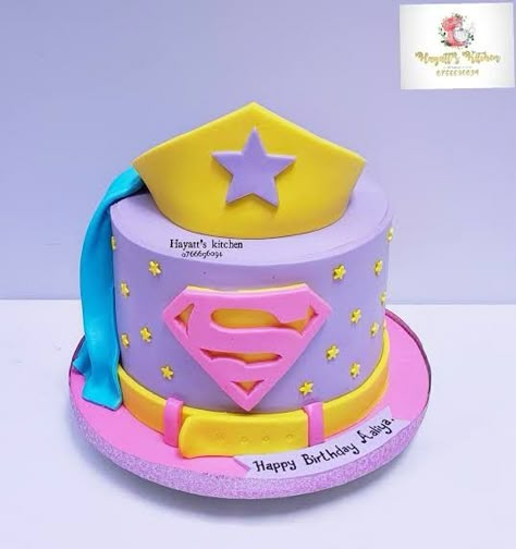 Princess Superhero Cake, Super Girl Cake, Girl Superhero Cake, Supergirl Cakes, Superhero Girls Birthday, Lego Batman Birthday, Supergirl Birthday, Wonder Woman Party, Superman Birthday