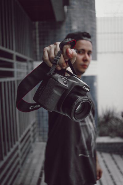 While we spend tons of time choosing our camera the camera strap is something we Nikon Camera Tips, Vintage Camera Strap, Dslr Camera Bag, Gopro Photography, Leather Camera Strap, Nikon Dslr, Camera Canon, Camera Straps, Camera Hacks