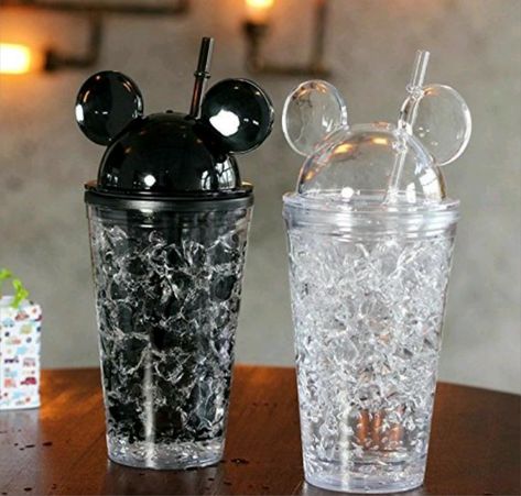 Cute Sipper Bottles, Sipper Bottle Aesthetic, Smoothie Cups Aesthetic, Smoothie Cup Design, Cute Water Bottles Aesthetic, Botellas Aesthetic, Air Up Water Bottle, Vasos Aesthetic, Water Bottle Aesthetic