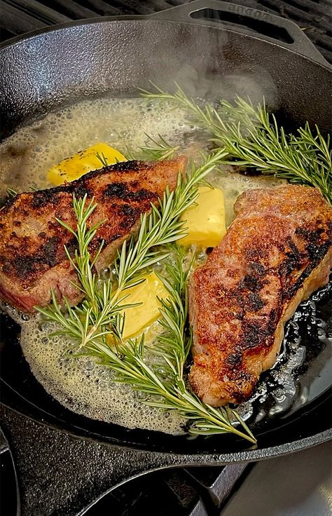 Joe's Cast Iron New York Steak with Rosemary Butter Steak With Rosemary, Pan Fry Steak, Rosemary Steak, Rosemary Butter, Steakhouse Recipes, Butter Steak, Steak Butter, Steak Fries, Cast Iron Skillet