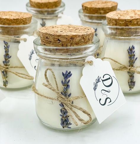 Lavender Favors Wedding, Cute Wedding Thank You Gifts, Candle As Wedding Favor, Wedding Gifts To Guests, Cottage Core Wedding Favors, Personalized Candles Wedding, Wedding Favors Lavender, Lavender Wedding Favors For Guests, Wedding Day Favors For Guests