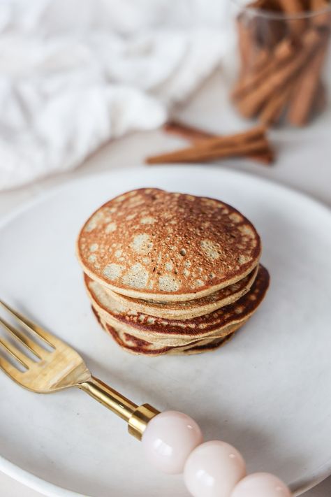 Easy Protein Pancakes Protein Breakfast Easy, Protein Pancakes Without Banana, Breakfast Easy Quick, Paleo Protein Pancakes, Vegan Pumpkin Ice Cream, Gluten Free Protein Pancakes, Homemade Pumpkin Spice Coffee, Healthy Protein Pancakes, Vegan Protein Pancakes