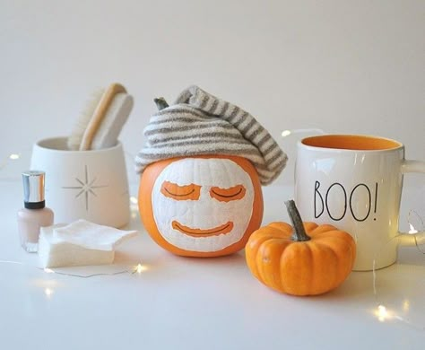 Spooky Skincare, Cute Painted Pumpkin Ideas, Holistic Esthetician, Pumpkin Facial, Pumpkin Painting Party, Skin Care Pictures, Easy Pumpkin Carving, Skin Facts, Autumn Skincare