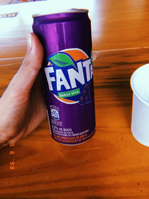 Fanta uva Grape Fanta, Fanta Can, Grape Soda, Indie Kids, Soda Can, Beverage Can, Grapes, Drinks, Canning