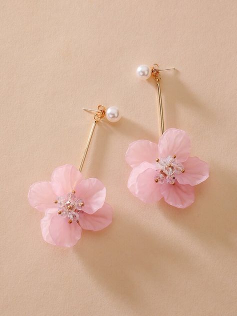 Flower Charm Drop Earrings | SHEIN USA Pink Flower Earrings, Handmade Knitwear, Earrings Trendy, Art Earrings, Pearl Pink, Trendy Earrings, Dangling Earrings, Star Flower, Pink Earrings