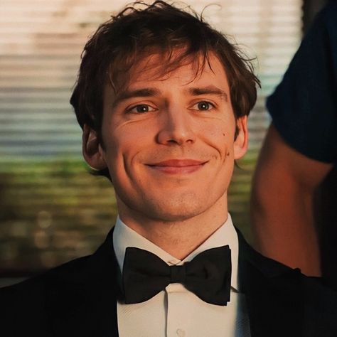 Sam Claflin Finnick, Love Rosie, Finnick Odair, Sam Claflin, Emilia Clarke, Romantic Movies, Man Crush, Celebrities Male, Hunger Games