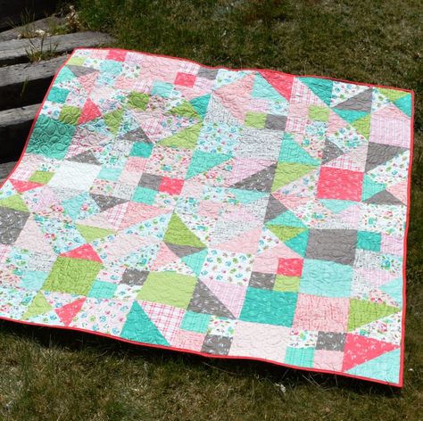 Camp Quilt, Cheater Print, Nikki Baby, Free Quilt Tutorials, Charm Square Quilt, Charm Pack Quilts, Woodland Fabric, Picnic Quilt, Quilt Pattern Download