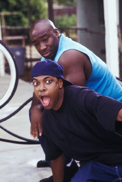 Chris Tucker in Friday Friday Movie Quotes, Friday 1995, Kenan E Kel, Michael Clarke, Black Cinema, Friday Movie, Chris Tucker, Hip Hop Classics, 90s Hip Hop Fashion