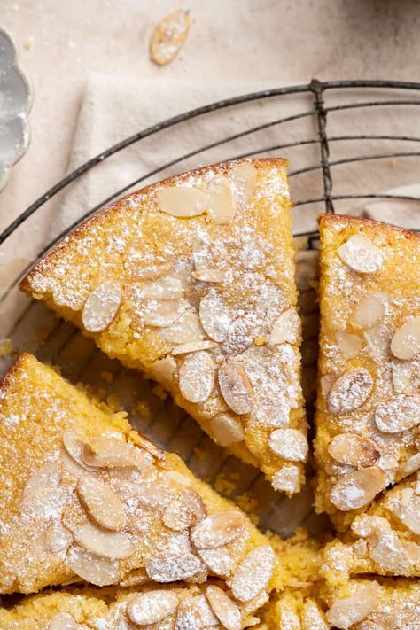 Vegan Polenta Cake, Polenta Cake Recipes, Polenta Desserts, Single Layer Cake, Lemon Polenta, Lemon Polenta Cake, Polenta Cake, Vegan Lemon Cake, Polenta Cakes