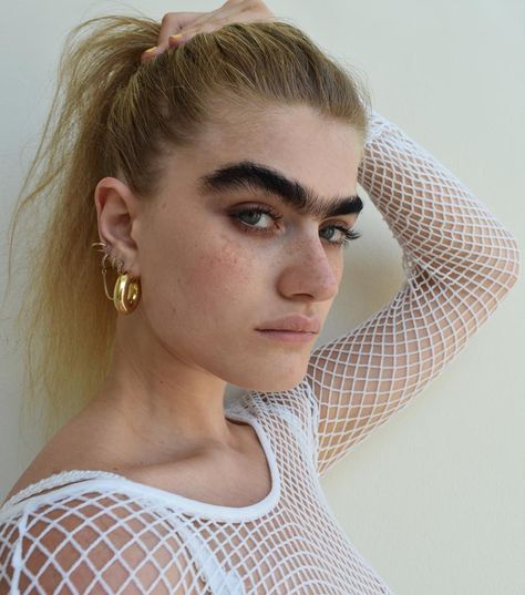 224k Followers, 1,045 Following, 723 Posts - See Instagram photos and videos from Sophia Hadjipanteli ☠️ (@sophiahadjipanteli) Sophia Hadjipanteli, Blonde Hair Dark Eyebrows, Big Eyebrows, Bushy Hair, Bad Eyebrows, Bushy Eyebrows, Dark Eyebrows, Brown Eyebrows, Chica Cool