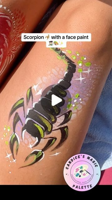 Easy Halloween Face Paint Ideas, Face Painting Tutorials Videos, Professional Face Painting Ideas, Scorpion Face Paint, Face Painting Videos, Face Painting Snake, How To Start Face Painting, Stencil Face Painting, Alligator Face Paint