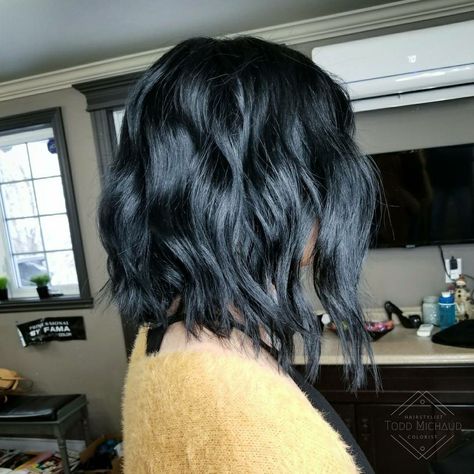 Jet Black Bob Haircut, Black Short Wavy Hair, Black Layered Bob, Short Jet Black Hair, Jet Black Short Hair, Above Shoulder Hair, Black Bob Haircut, Shoulder Length Black Hair, Short Black Haircuts