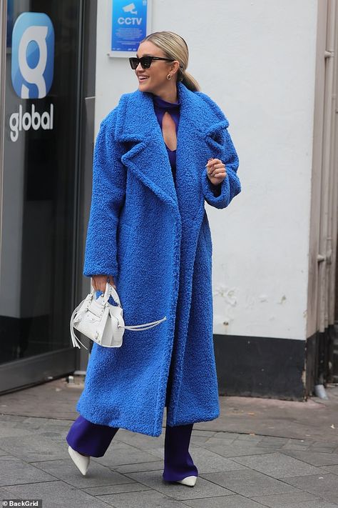 Blue Faux Fur Coat Outfit, Blue Fur Coat Outfit, Cream Winter Coat, Faux Fur Coat Outfit, Fur Coat Outfits, Faux Fur Coats Outfit, Royal Blue Coat, Blue Fur Coat, Blue Faux Fur Coat